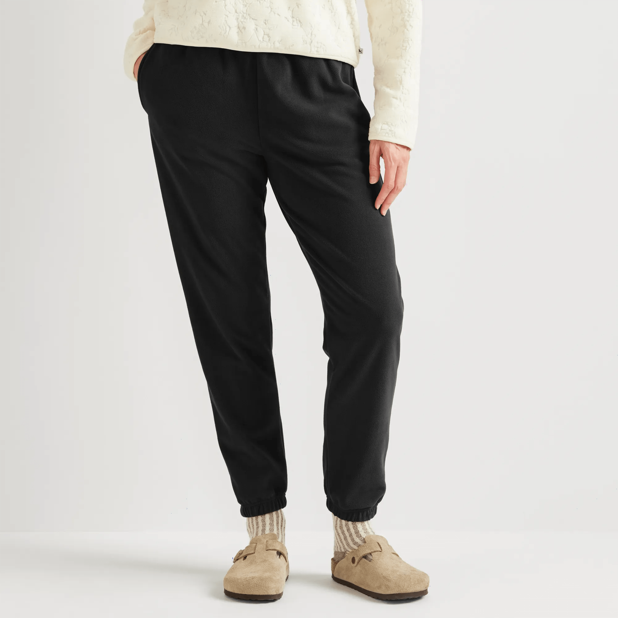 Women's Quest Fleece Classic Fit Joggers - Solid