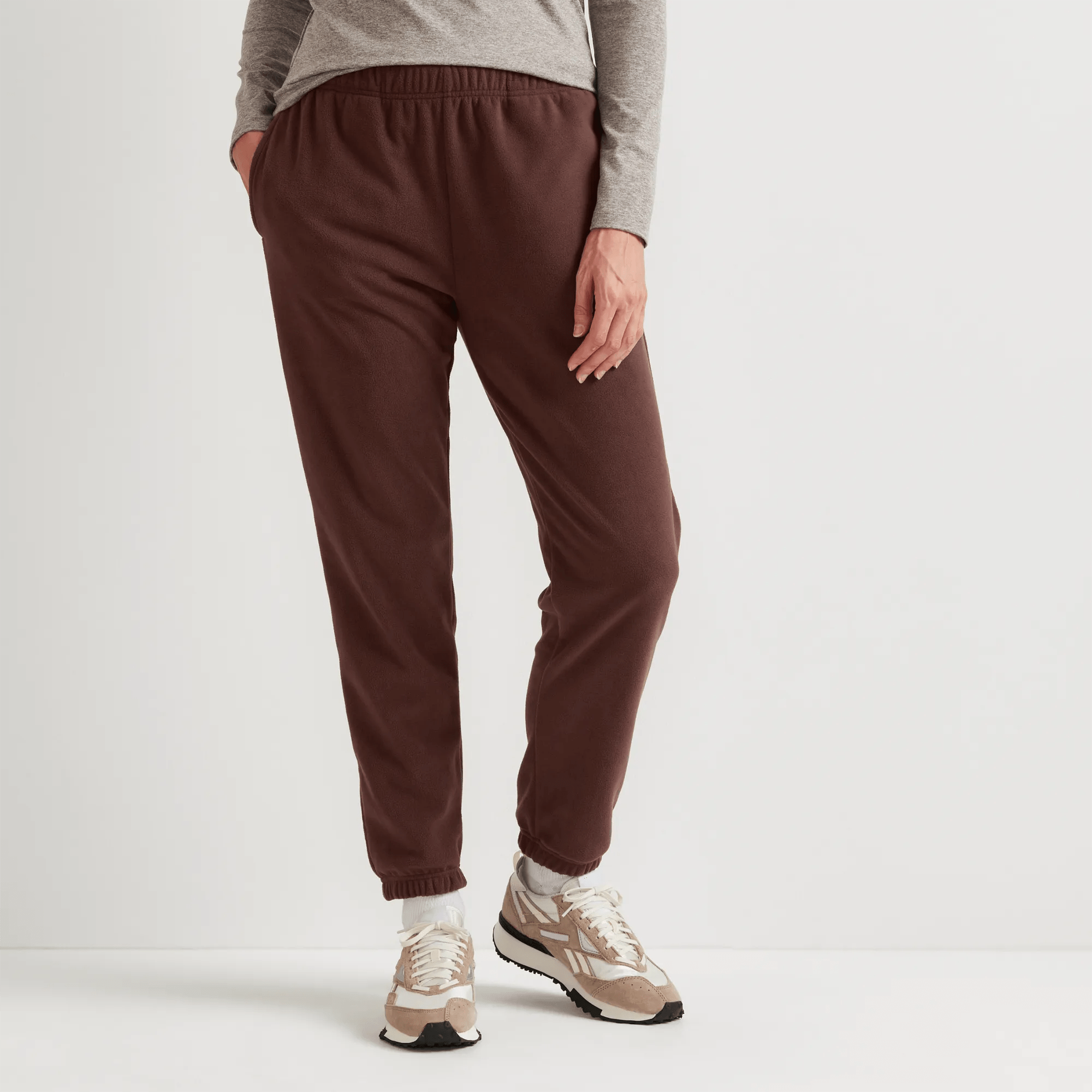 Women's Quest Fleece Classic Fit Joggers - Solid